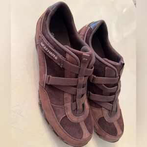 Skechers Women's Sassies Levity Brown Walking Sneakers